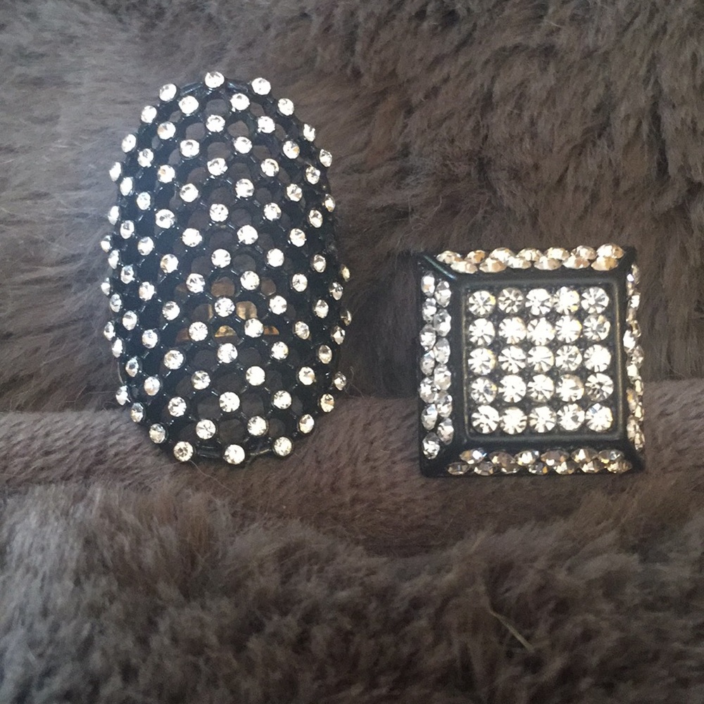 Brand new embellished ring bundle